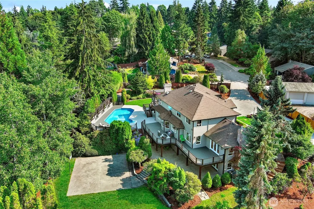 24210 34th Avenue W Brier WA 98036