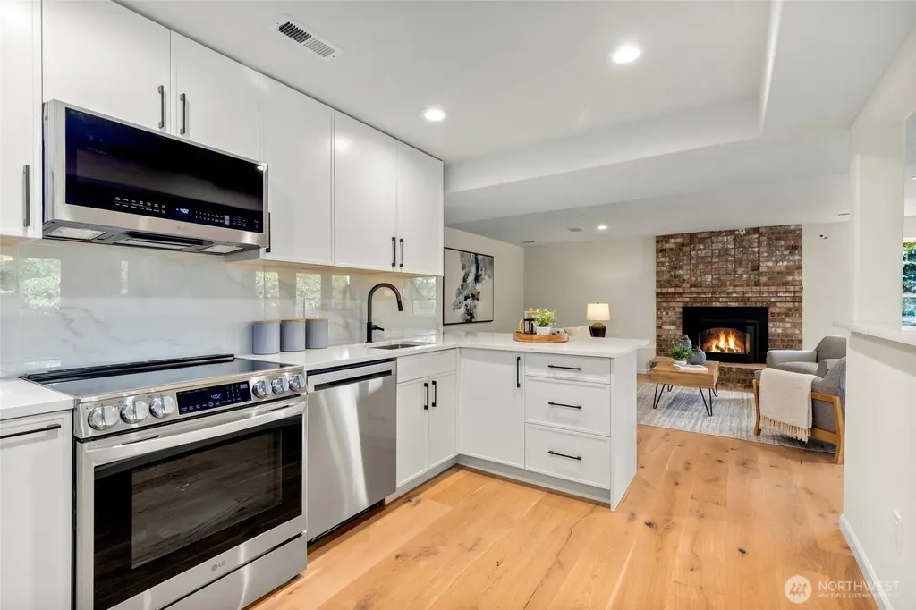 24210 34th Avenue W Brier WA 98036