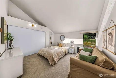 6742 137th Avenue NE Redmond WA 98052