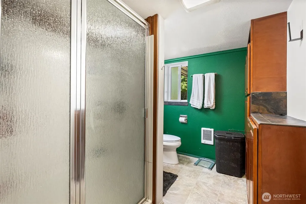 21903 82nd Place W Edmonds WA 98026