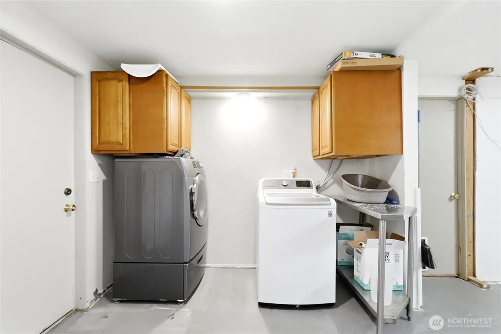 21903 82nd Place W Edmonds WA 98026