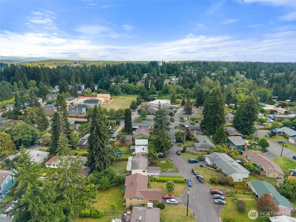 21903 82nd Place W Edmonds WA 98026