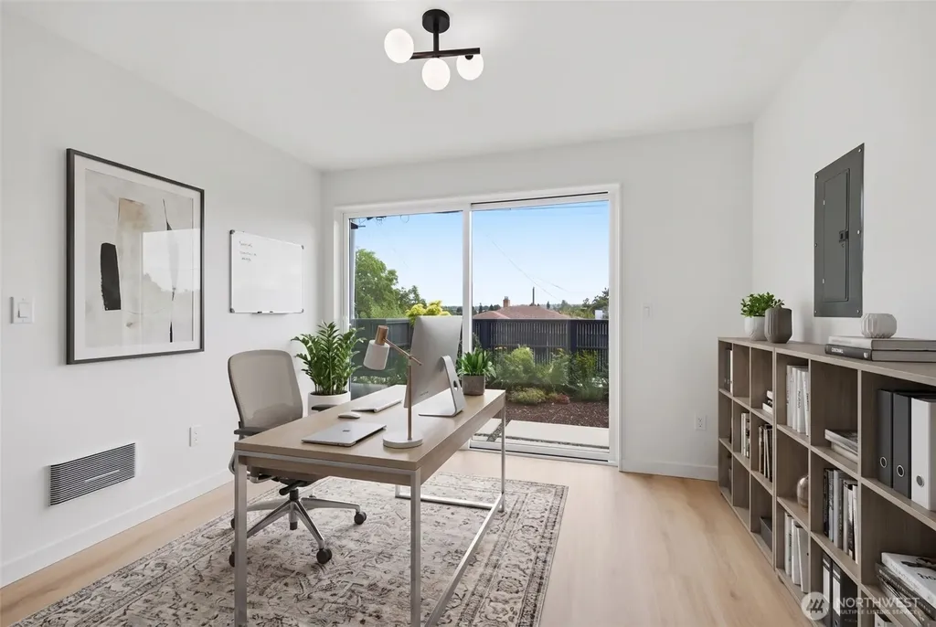 4521 35th Avenue S Seattle WA 98118
