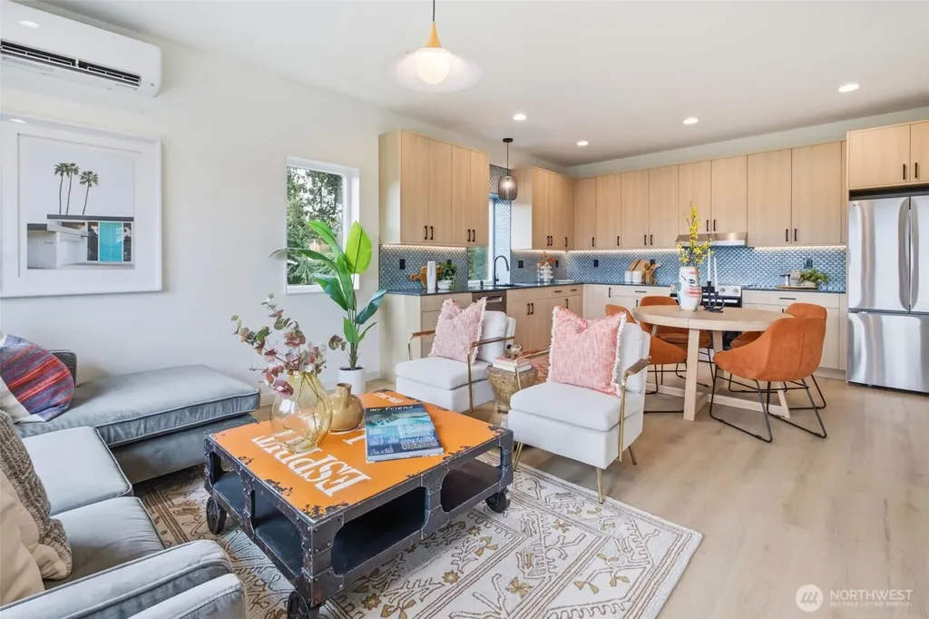 4521 35th Avenue S Seattle WA 98118