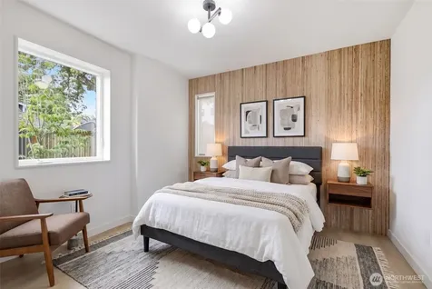 4521 35th Avenue S Seattle WA 98118