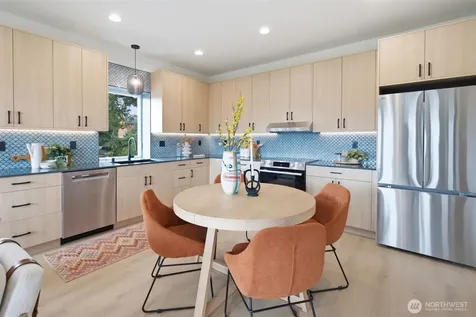 4521 35th Avenue S Seattle WA 98118