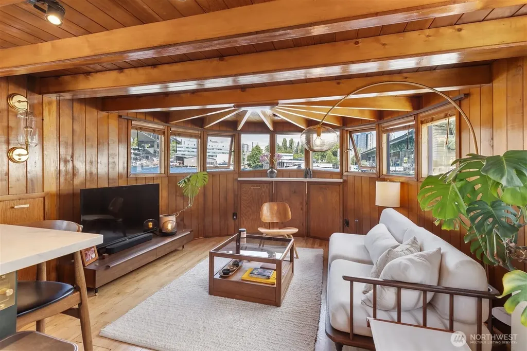 3308 Fuhrman Avenue E Seattle WA 98102