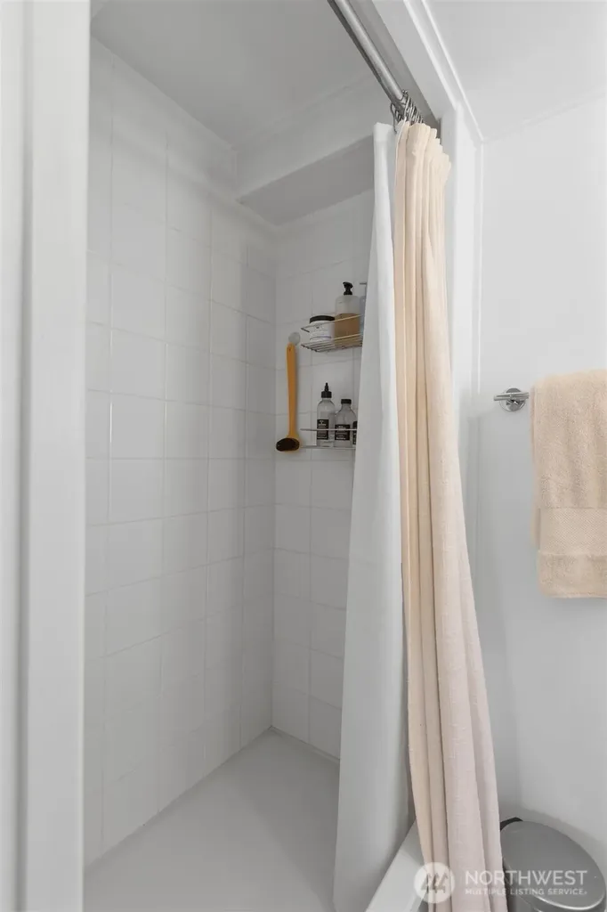 3308 Fuhrman Avenue E Seattle WA 98102