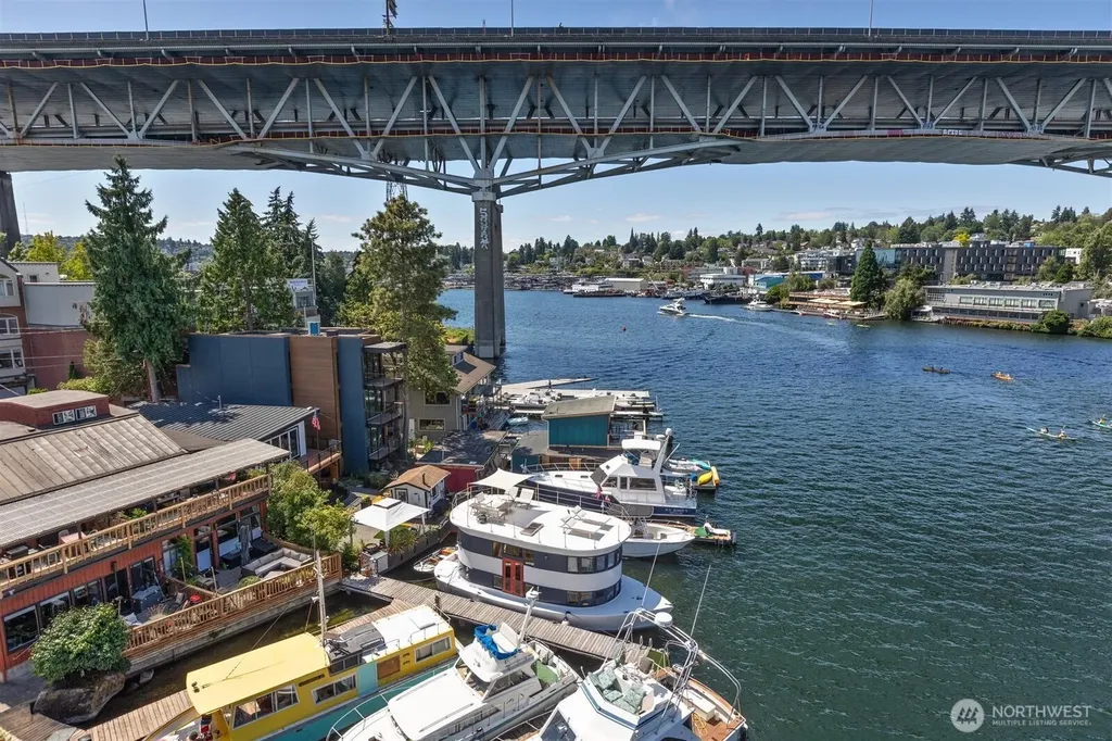3308 Fuhrman Avenue E Seattle WA 98102