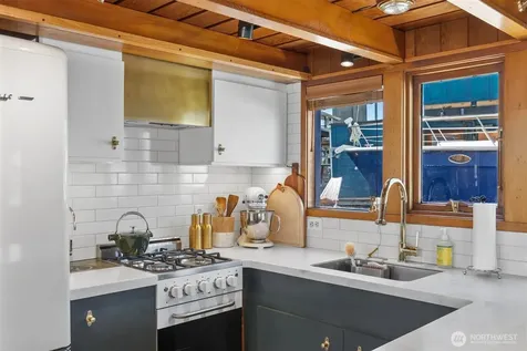 3308 Fuhrman Avenue E Seattle WA 98102