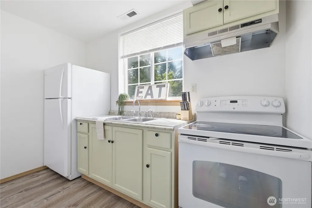 2105 79th Street Ct E Tacoma WA 98404
