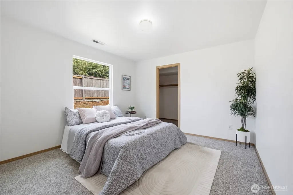 2105 79th Street Ct E Tacoma WA 98404