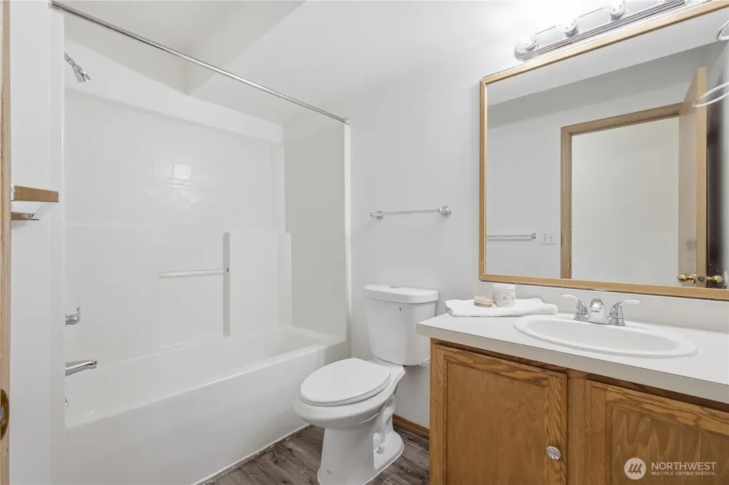 2105 79th Street Ct E Tacoma WA 98404