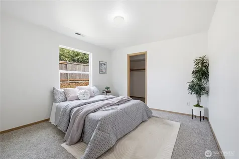 2105 79th Street Ct E Tacoma WA 98404