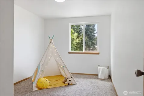 2105 79th Street Ct E Tacoma WA 98404