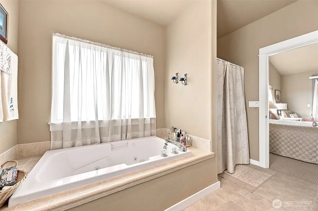 598 Marine View Drive SW Ocean Shores WA 98569