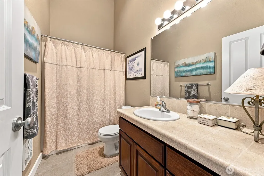 598 Marine View Drive SW Ocean Shores WA 98569