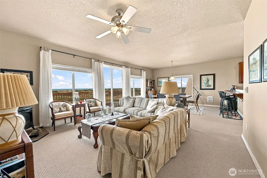 598 Marine View Drive SW Ocean Shores WA 98569