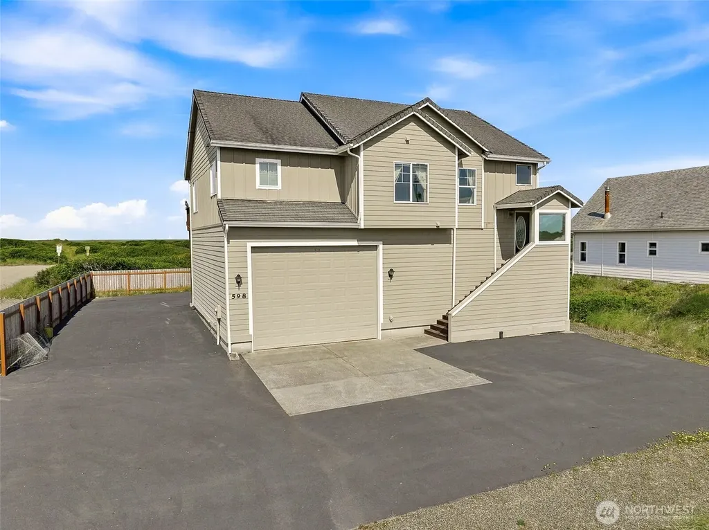 598 Marine View Drive SW Ocean Shores WA 98569