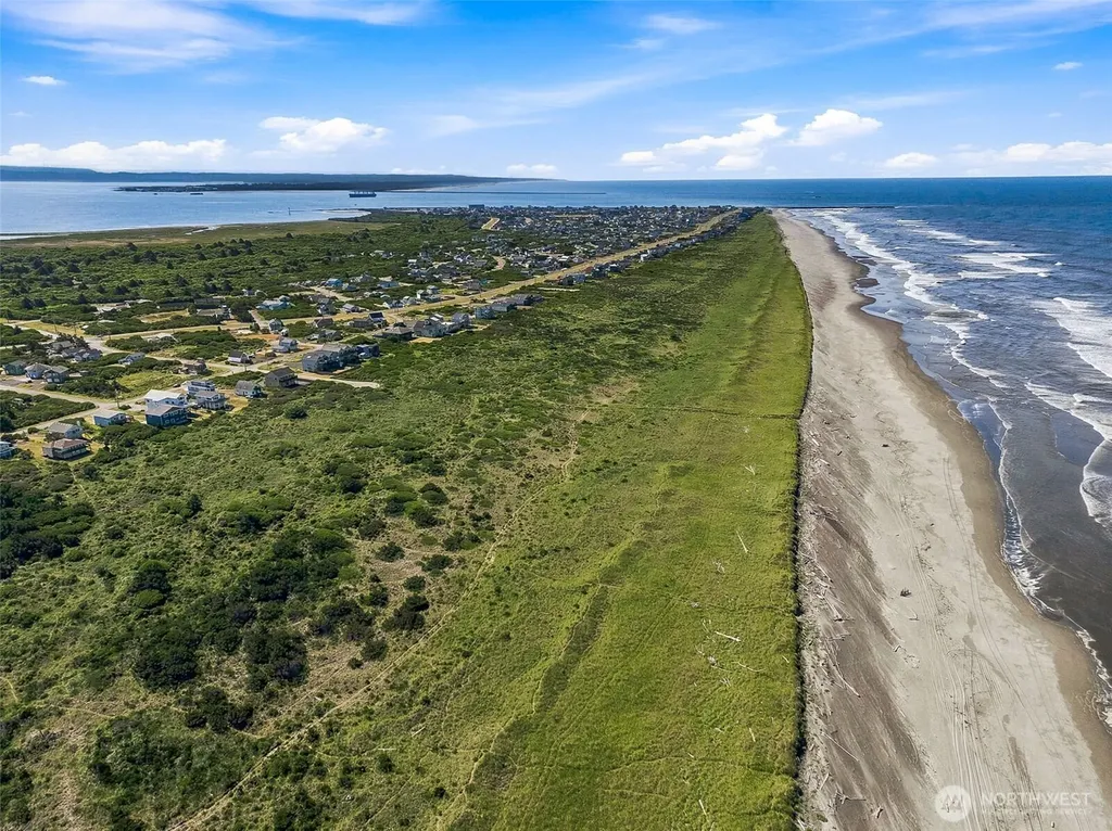 598 Marine View Drive SW Ocean Shores WA 98569
