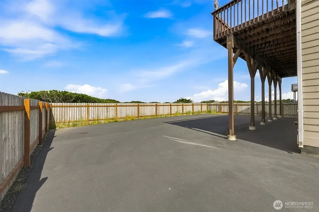 598 Marine View Drive SW Ocean Shores WA 98569