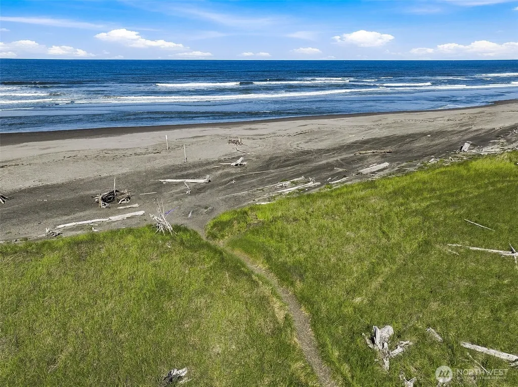 598 Marine View Drive SW Ocean Shores WA 98569