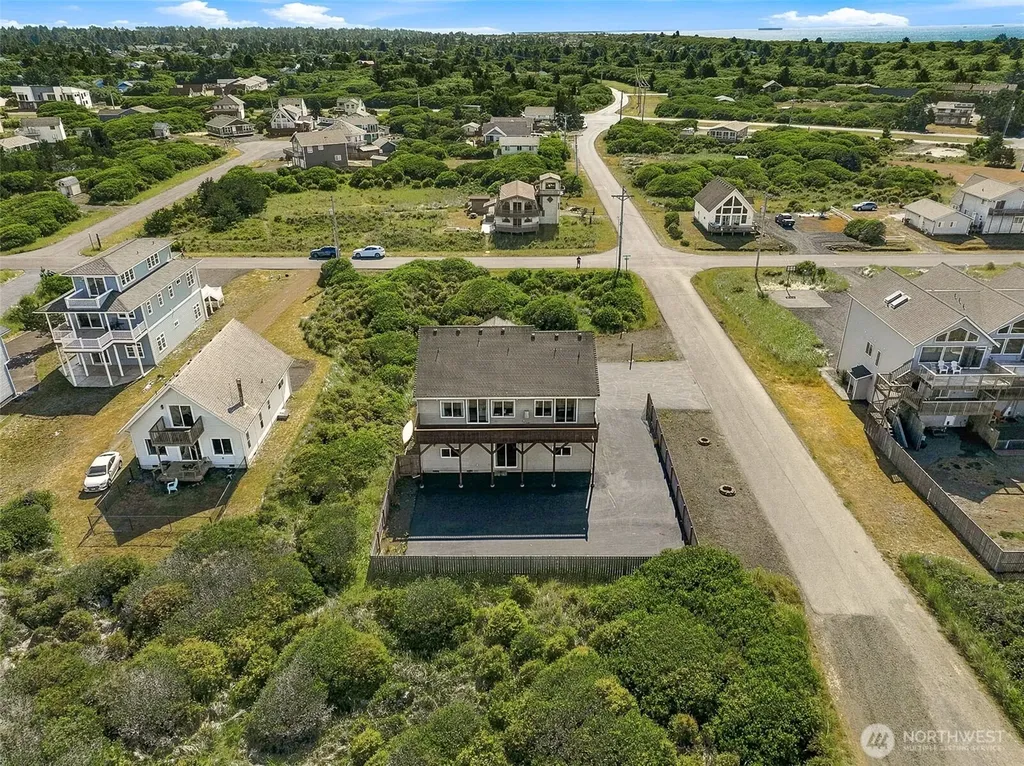 598 Marine View Drive SW Ocean Shores WA 98569