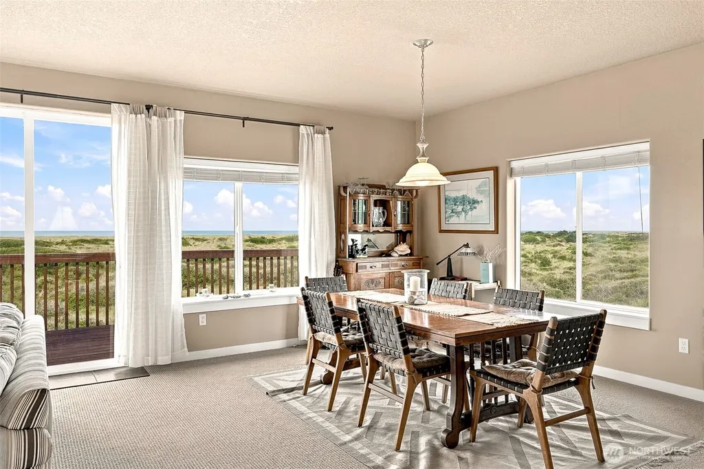 598 Marine View Drive SW Ocean Shores WA 98569