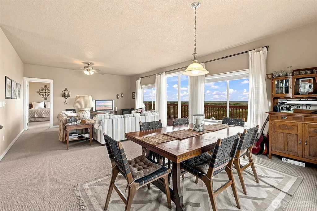 598 Marine View Drive SW Ocean Shores WA 98569