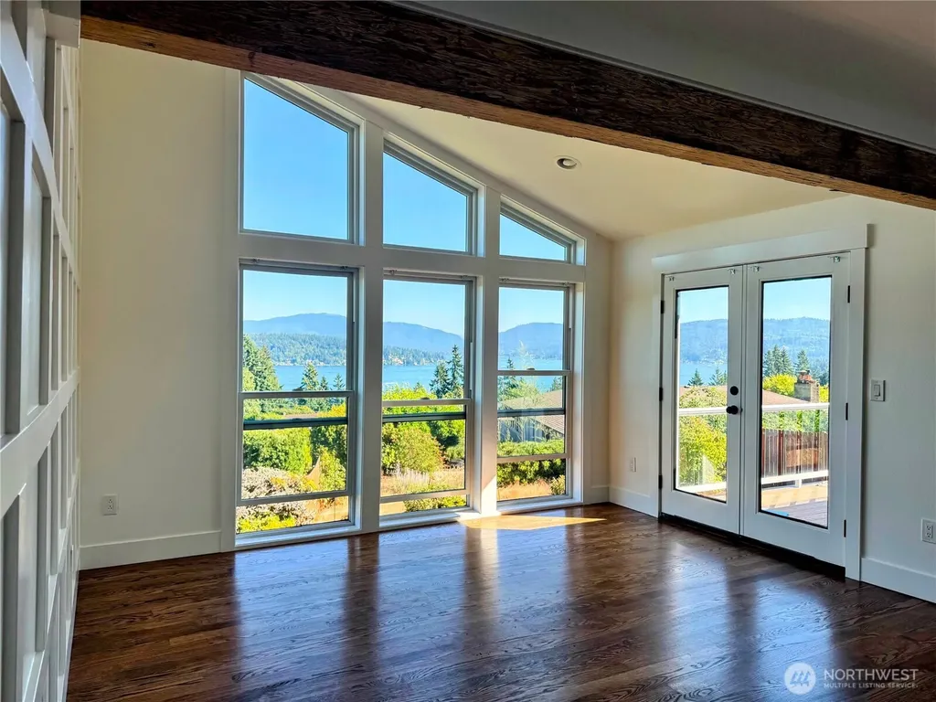 516 172nd Place NE Bellevue WA 98008