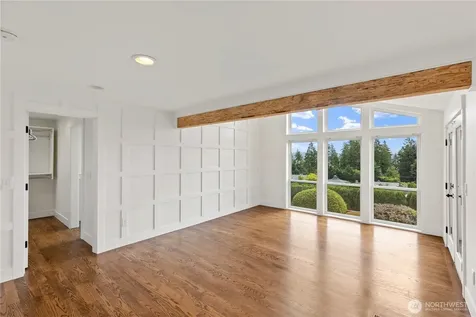 516 172nd Place NE Bellevue WA 98008