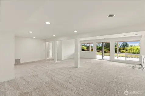516 172nd Place NE Bellevue WA 98008