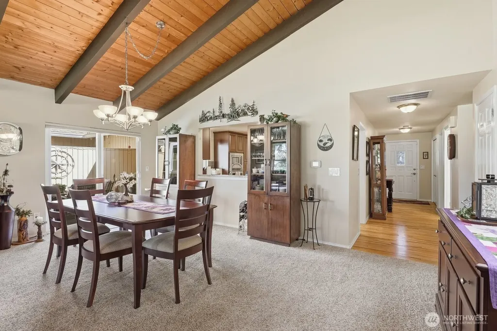 25309 144th Avenue SE Kent WA 98042
