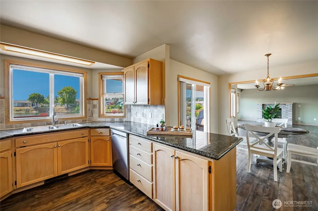 5479 Salish Road Blaine WA 98230