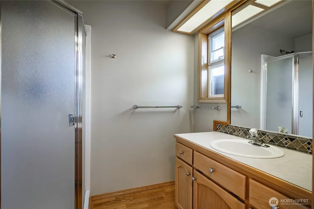 5479 Salish Road Blaine WA 98230