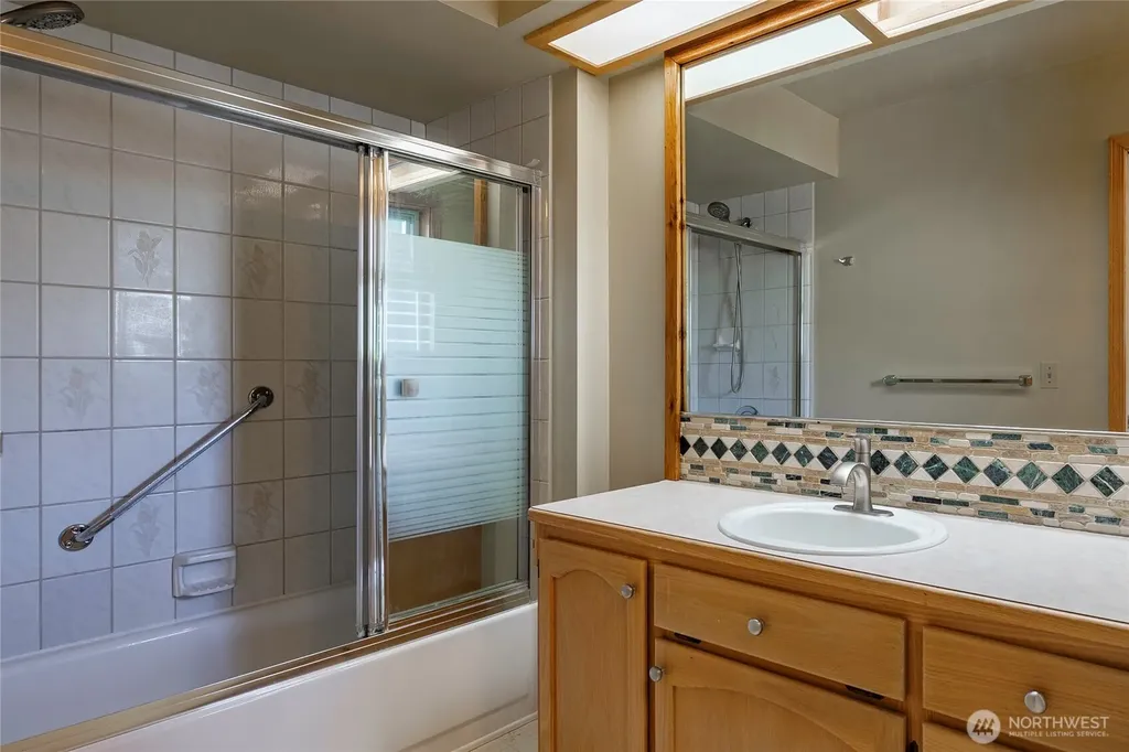 5479 Salish Road Blaine WA 98230