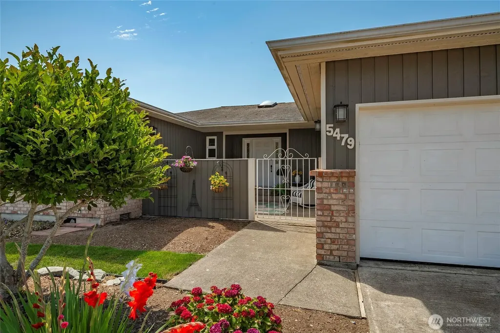5479 Salish Road Blaine WA 98230