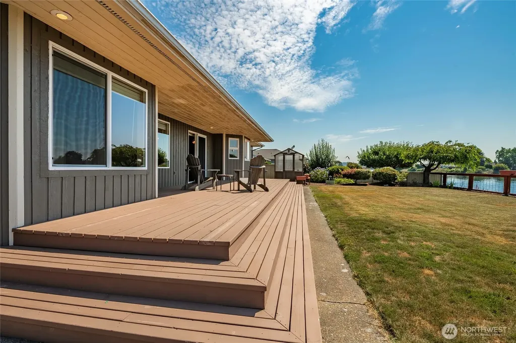 5479 Salish Road Blaine WA 98230