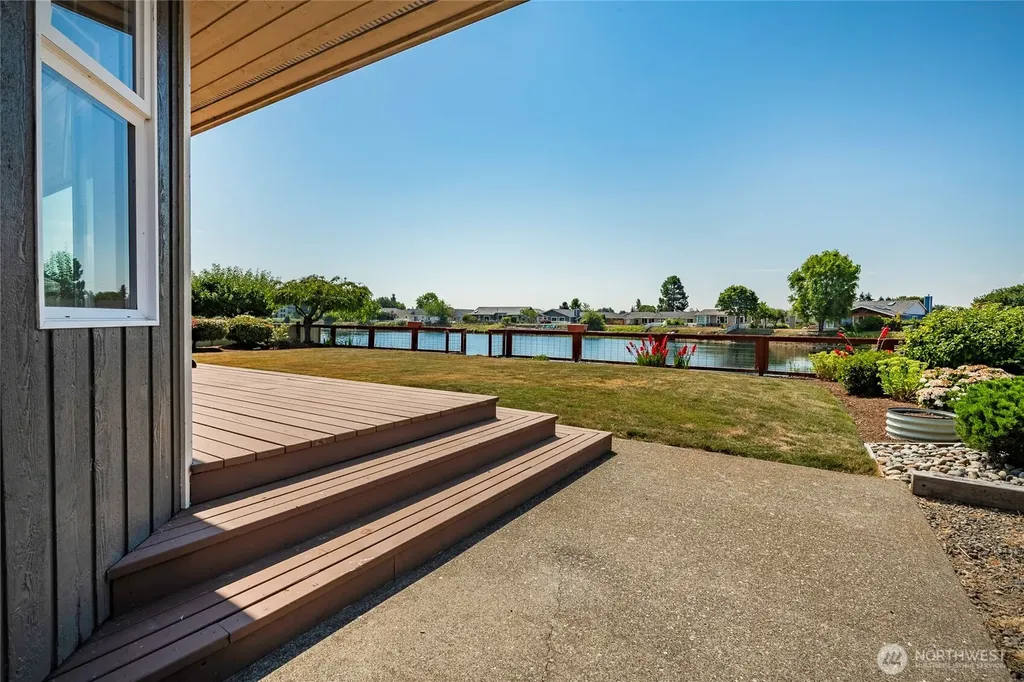 5479 Salish Road Blaine WA 98230