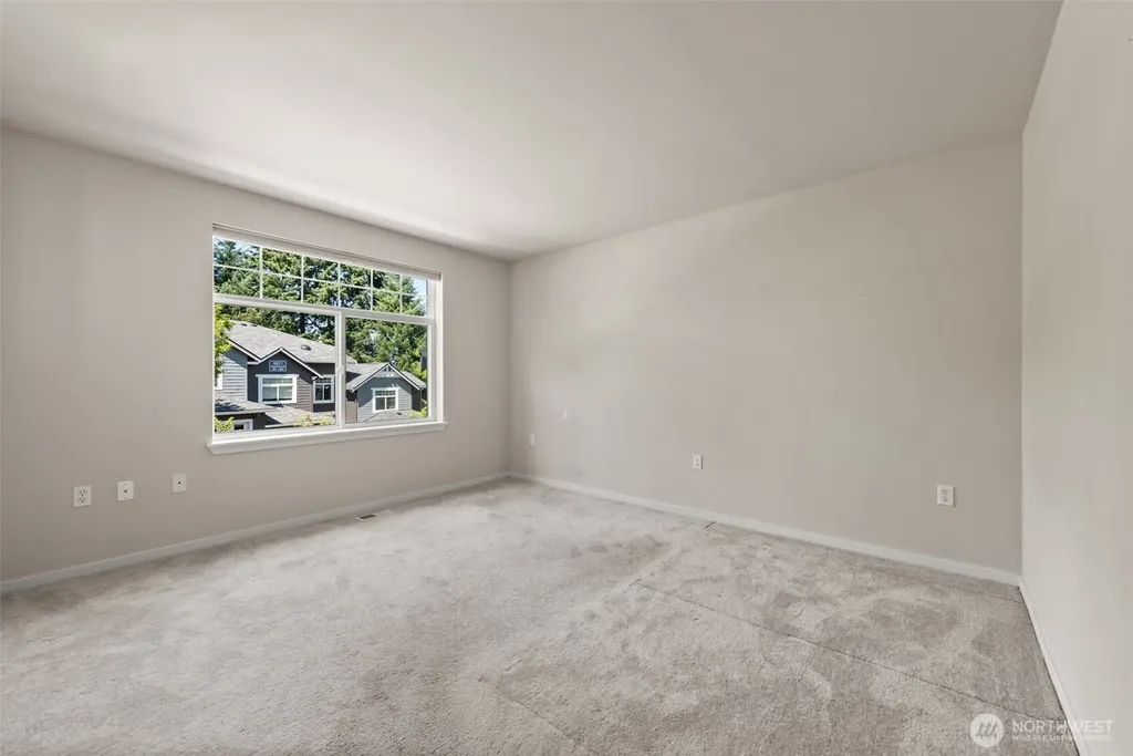 5535 Lakemont Boulevard SE Bellevue WA 98006