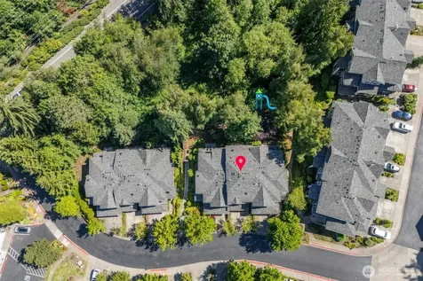 5535 Lakemont Boulevard SE Bellevue WA 98006