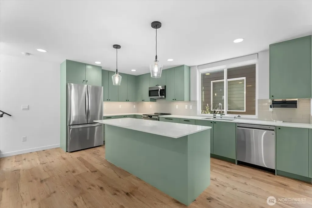 11824 31st Place NE Seattle WA 98125