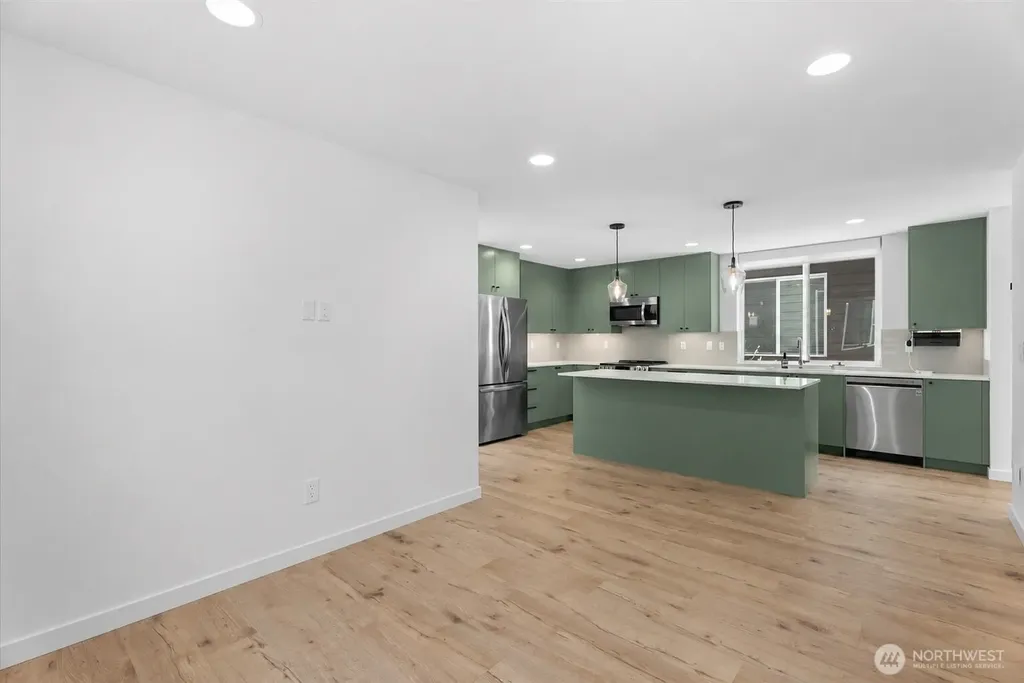 11824 31st Place NE Seattle WA 98125