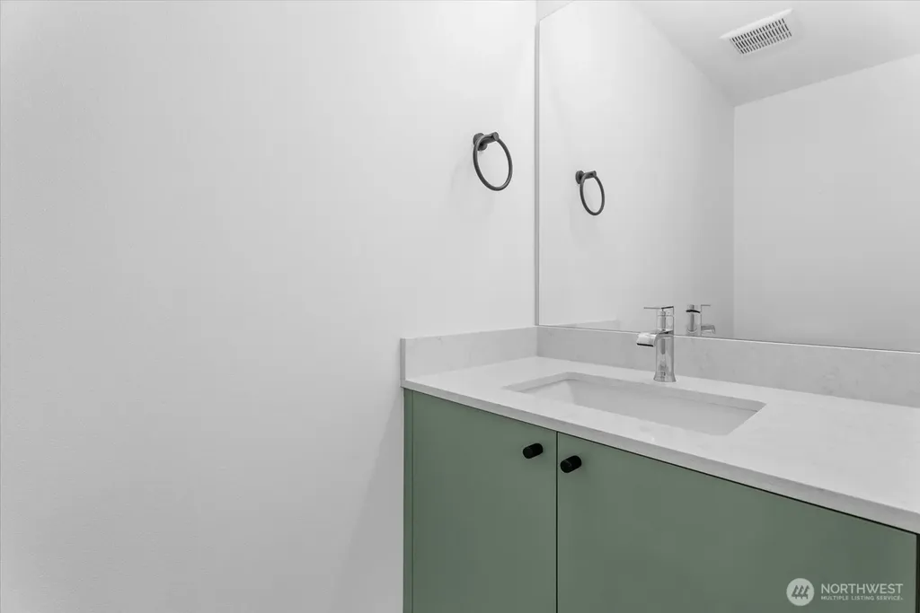 11824 31st Place NE Seattle WA 98125