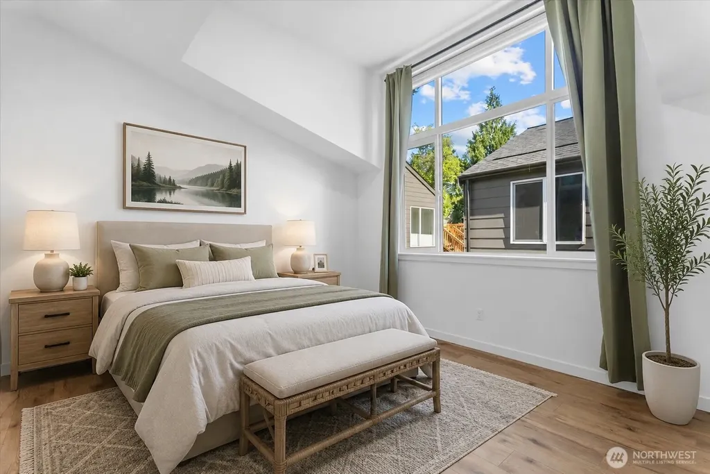 11824 31st Place NE Seattle WA 98125
