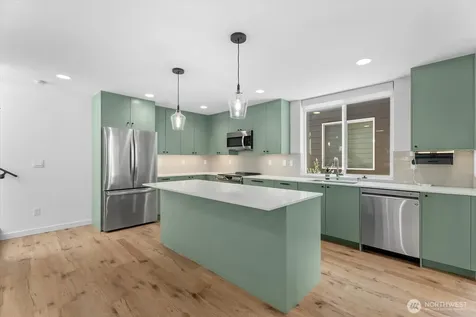 11824 31st Place NE Seattle WA 98125