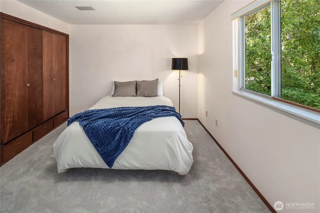 344 S 183rd Street Burien WA 98148