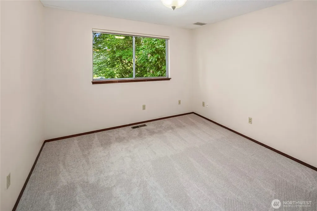 344 S 183rd Street Burien WA 98148