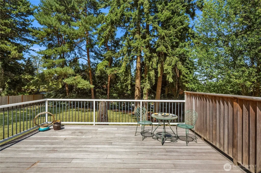 344 S 183rd Street Burien WA 98148