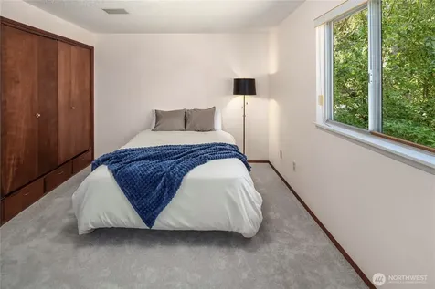 344 S 183rd Street Burien WA 98148